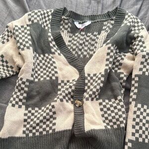 No Boundaries Knit Sweater in Dark Green and Cream